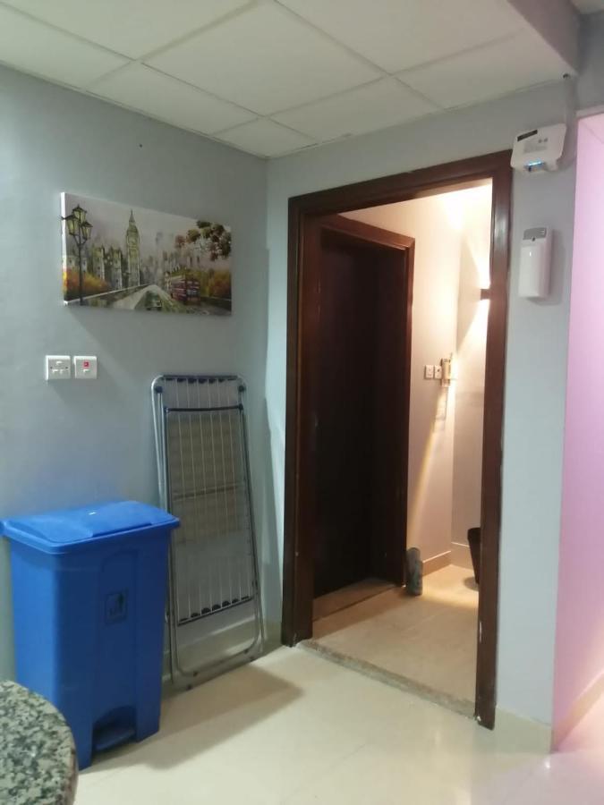 Pharos Inn Sheikh Zaied Hostel Dubai Exterior foto